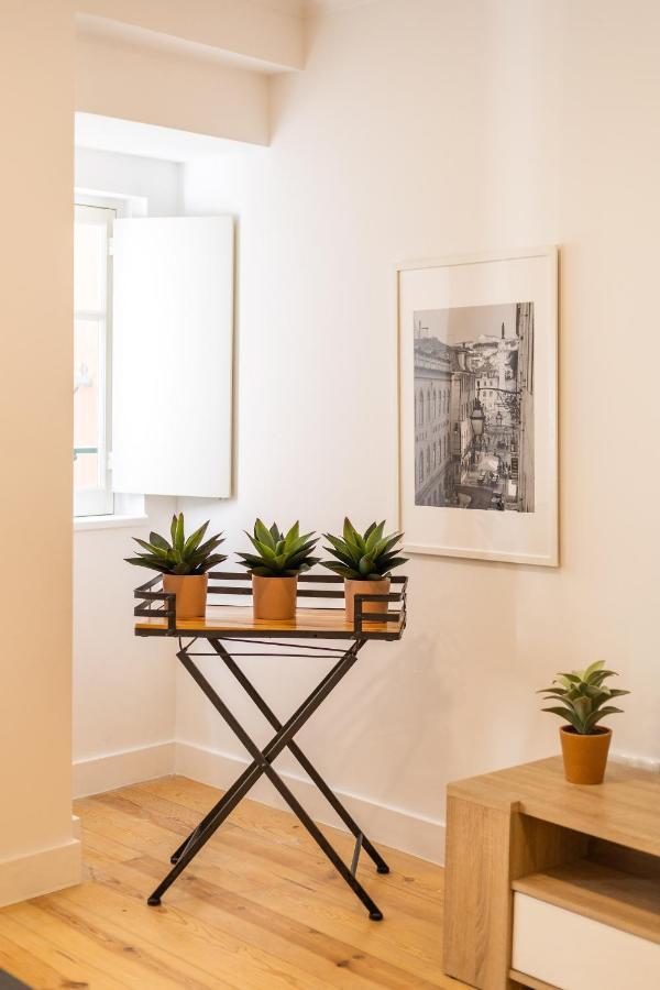 Alfama Chic Penabuquel Apartment ลิสบอน ภายนอก รูปภาพ