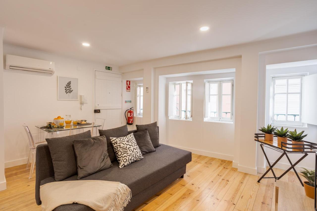 Alfama Chic Penabuquel Apartment ลิสบอน ภายนอก รูปภาพ