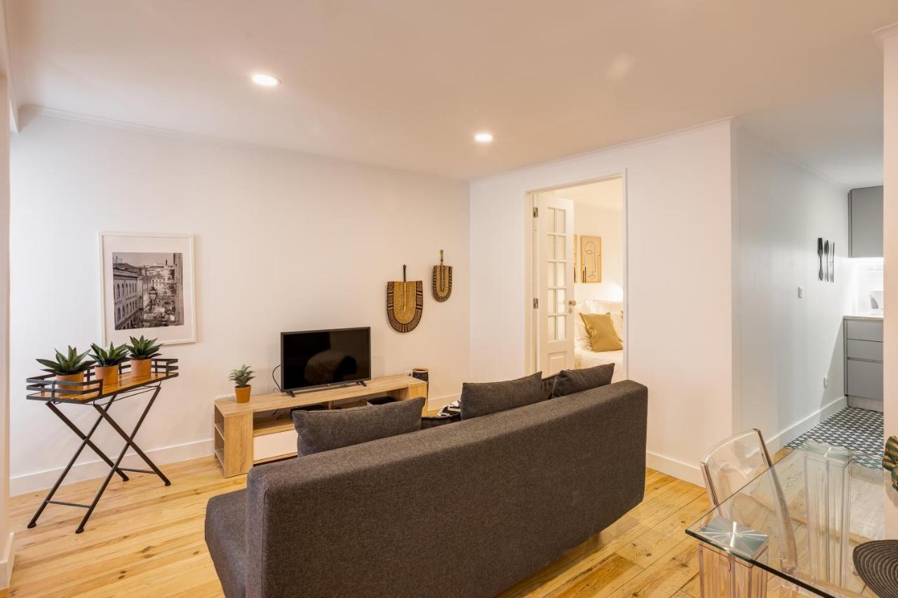 Alfama Chic Penabuquel Apartment ลิสบอน ภายนอก รูปภาพ