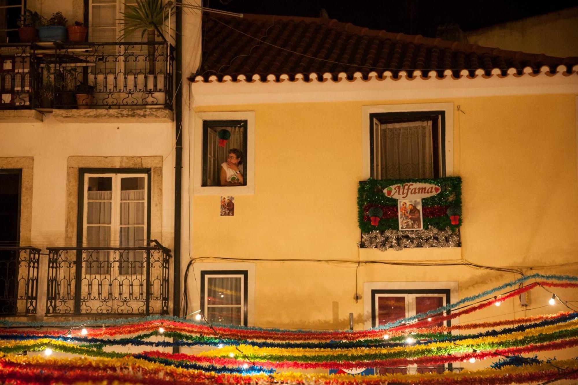 Alfama Chic Penabuquel Apartment ลิสบอน ภายนอก รูปภาพ